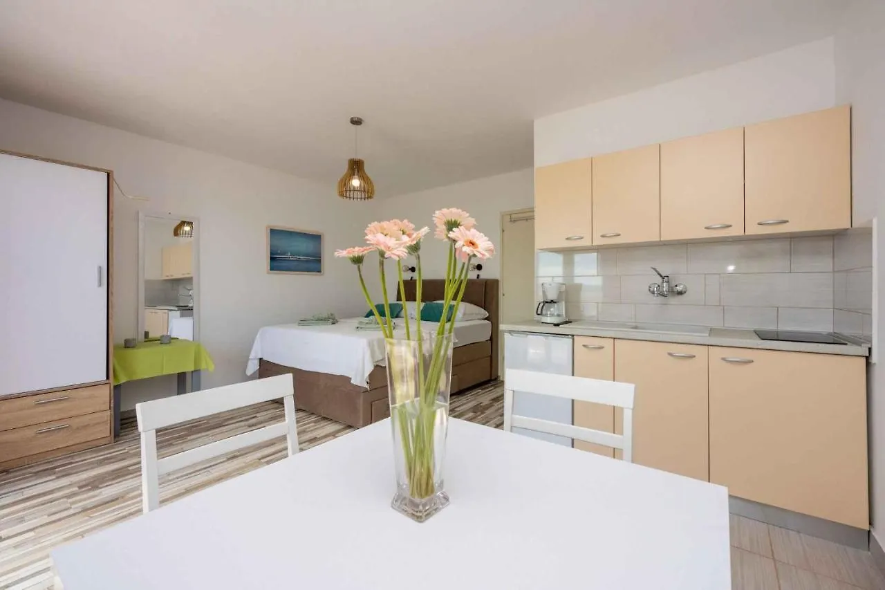 Studio Crikvenica 6 Dramalj Apartment